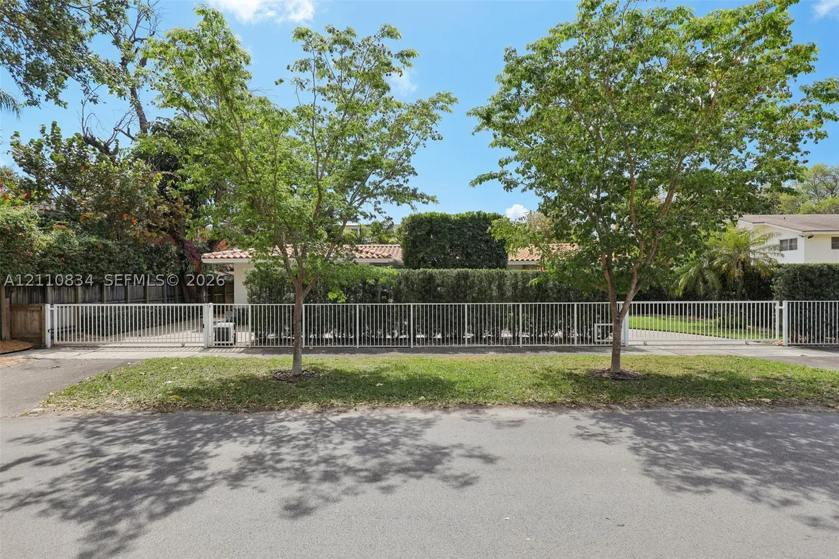 360 Menores Ave, Miami, FL 33134 Property for sale