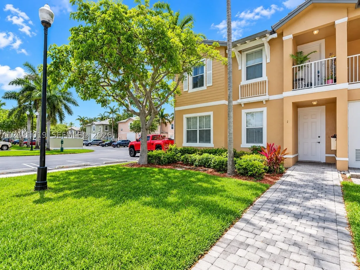 230 SE 29th Ave #1, Homestead, FL 33033 Property for sale