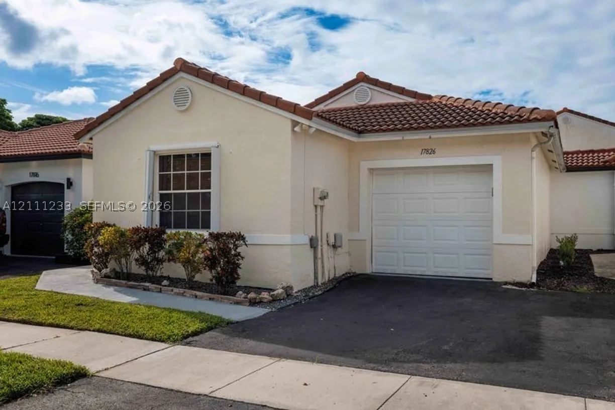 17826 SW 10th Ln, Pembroke Pines, FL 33029 Property for sale