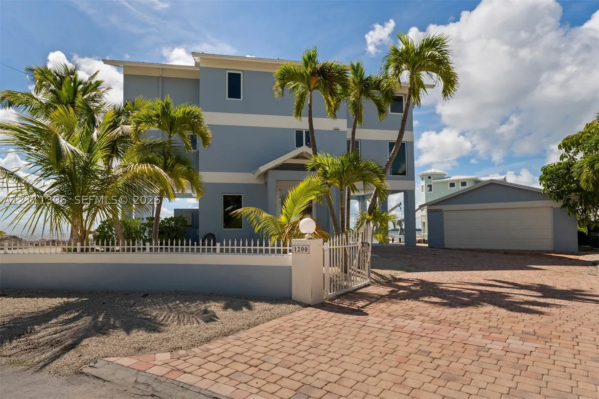 1200 Mockingbird Rd, Key Largo, FL 33037 Property for sale