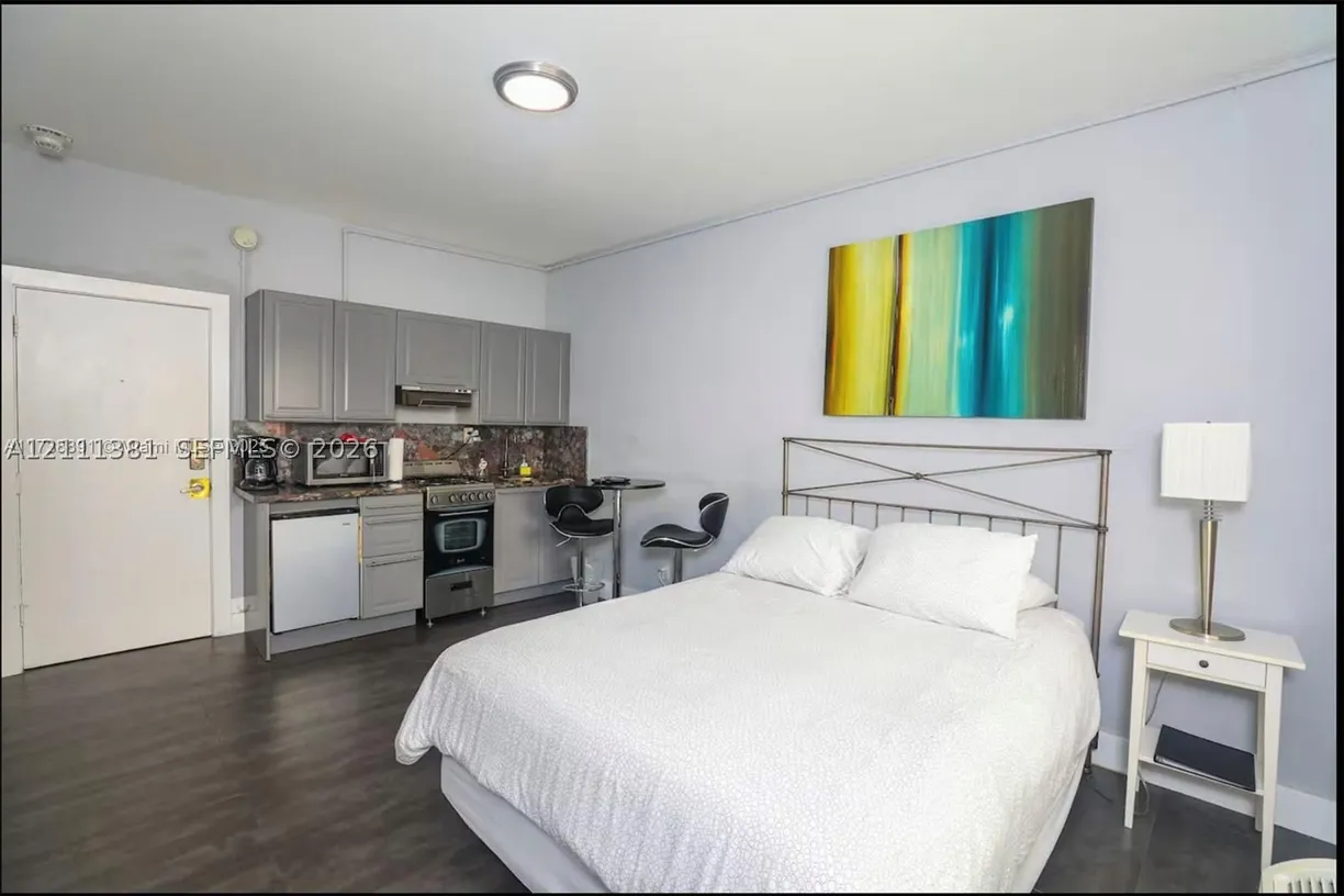 3710 Collins Ave #N-206, Miami Beach, FL 33140 Property for sale