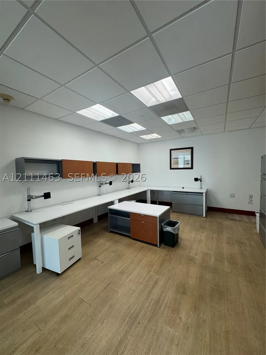 1200 Brickell Ave, Miami, FL 33131 Property for sale