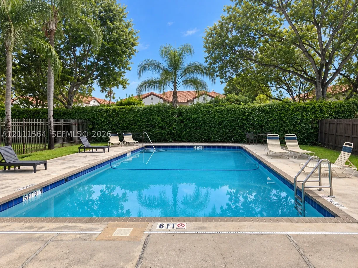 12025 S Las Palmas Dr #12025, Pembroke Pines, FL 33025 Property for sale