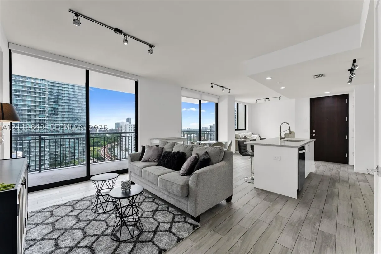 999 SW 1st Ave #1903, Miami, FL 33130 Property for sale