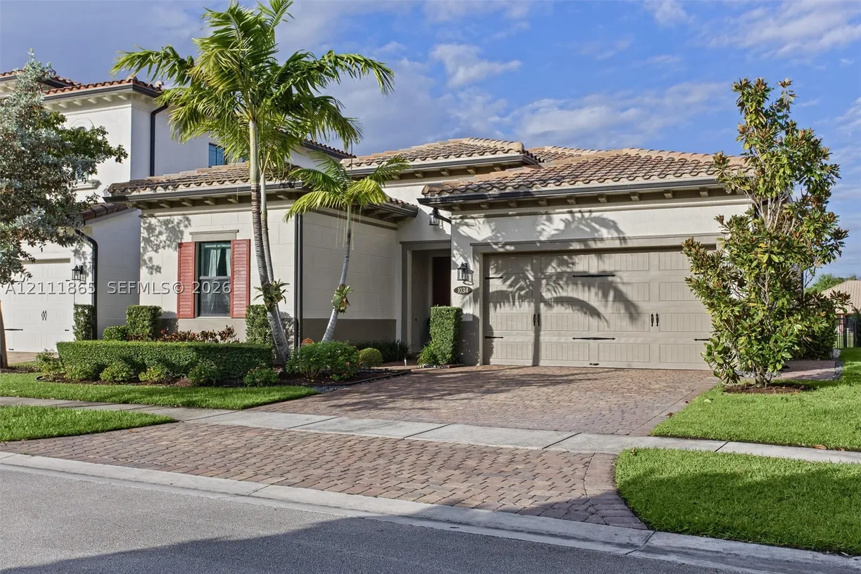 1034 SW 113th Ave, Pembroke Pines, FL 33025 Property for sale