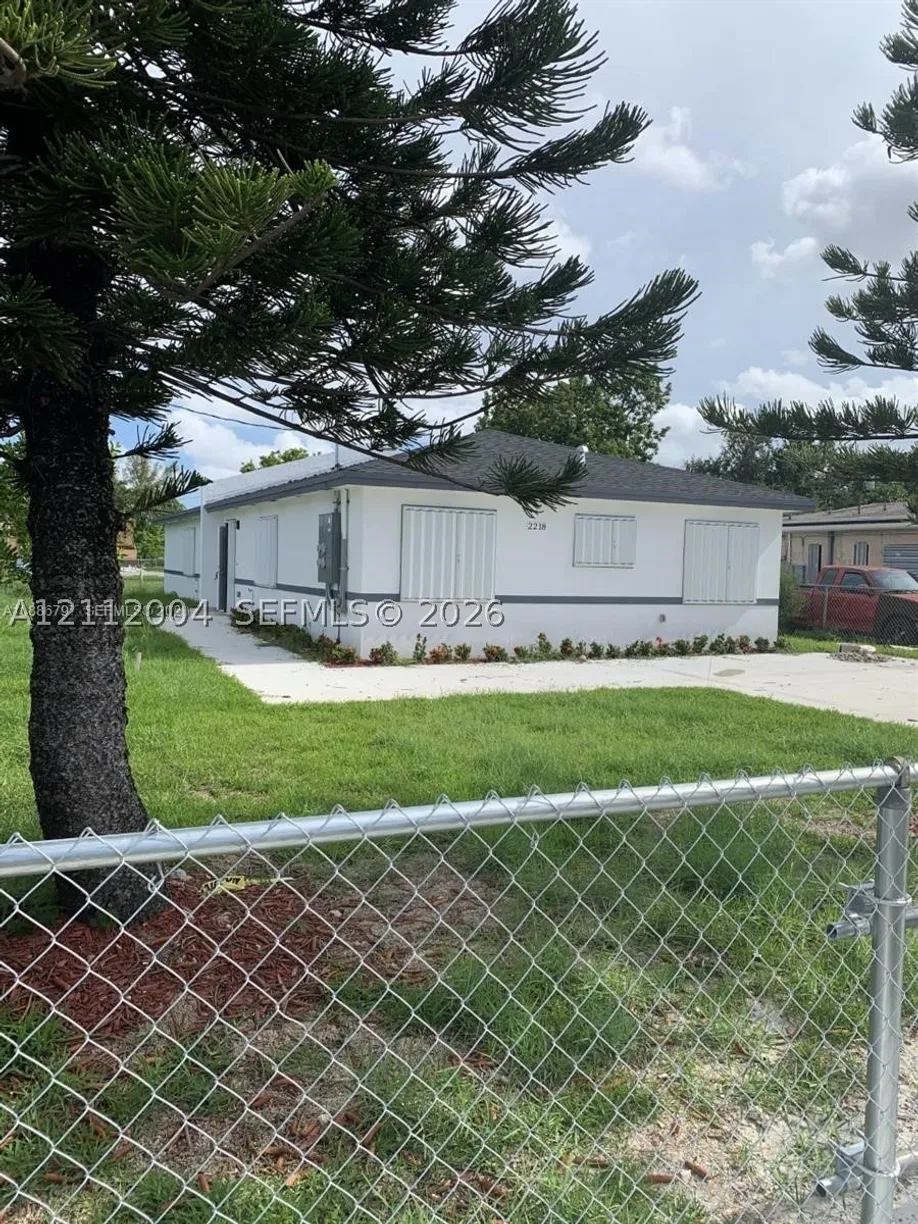 2218 NW 66th St, Miami, FL 33147 Property for sale