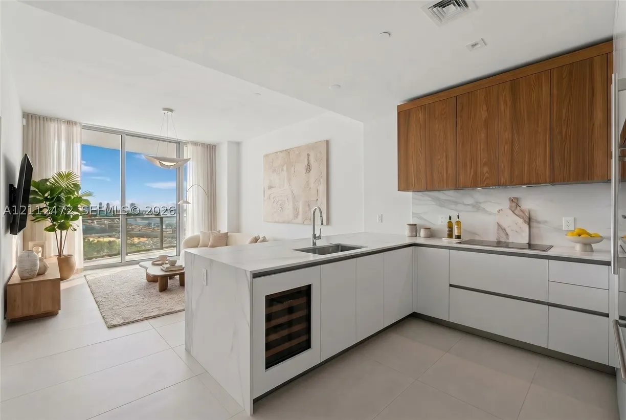 1400 Biscayne Blvd #905, Miami, FL 33132 Property for sale