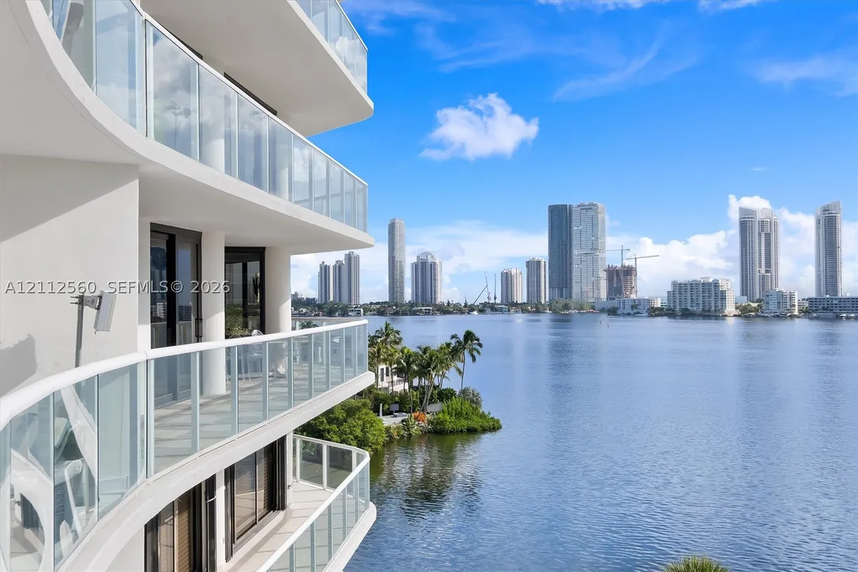 4000 Island Blvd #701, Aventura, FL 33160 Property for sale