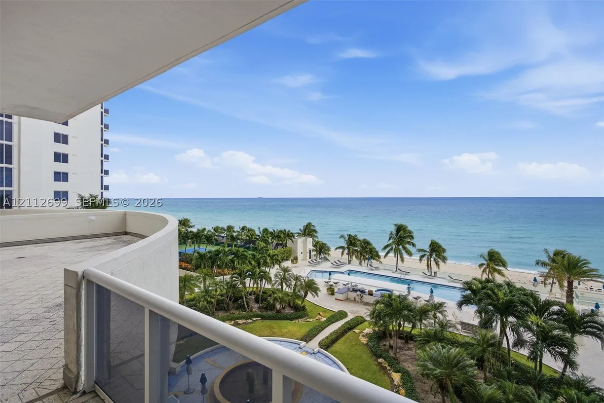 19111 Collins Ave #505, Sunny Isles Beach, FL 33160 Property for sale