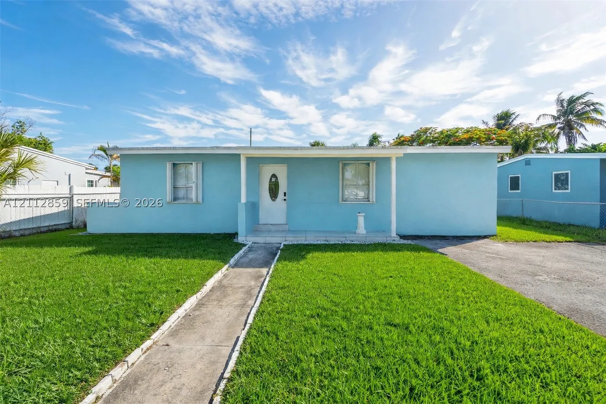 1207 Chateau Park Dr, Fort Lauderdale, FL 33311 Property for sale