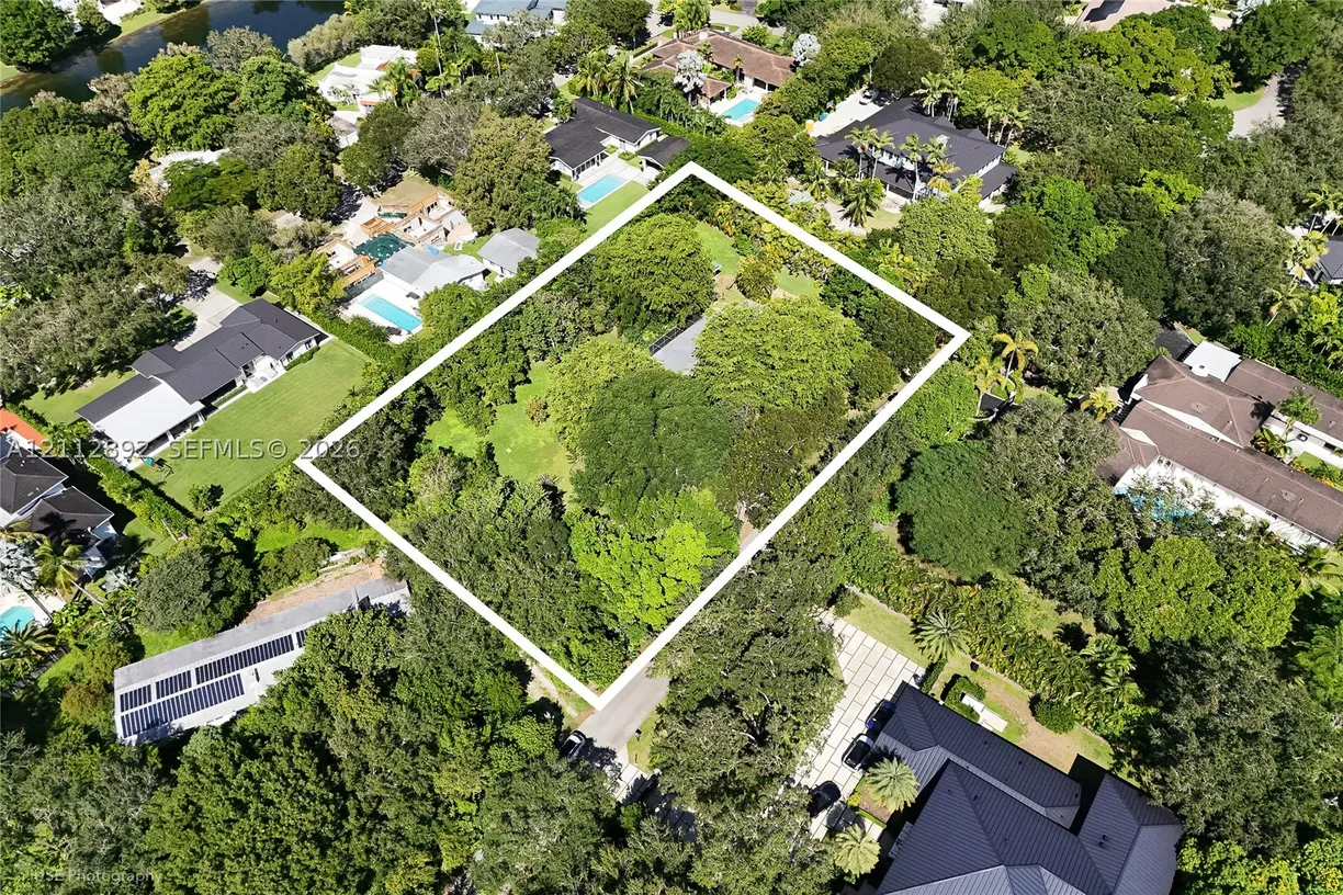 11600 SW 69th Ave, Pinecrest, FL 33156 Property for sale