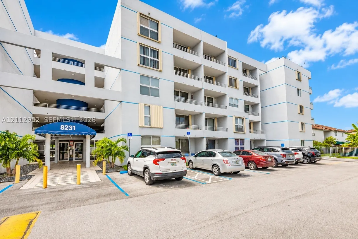 8231 NW 8th St #2-302, Miami, FL 33126 Property for sale