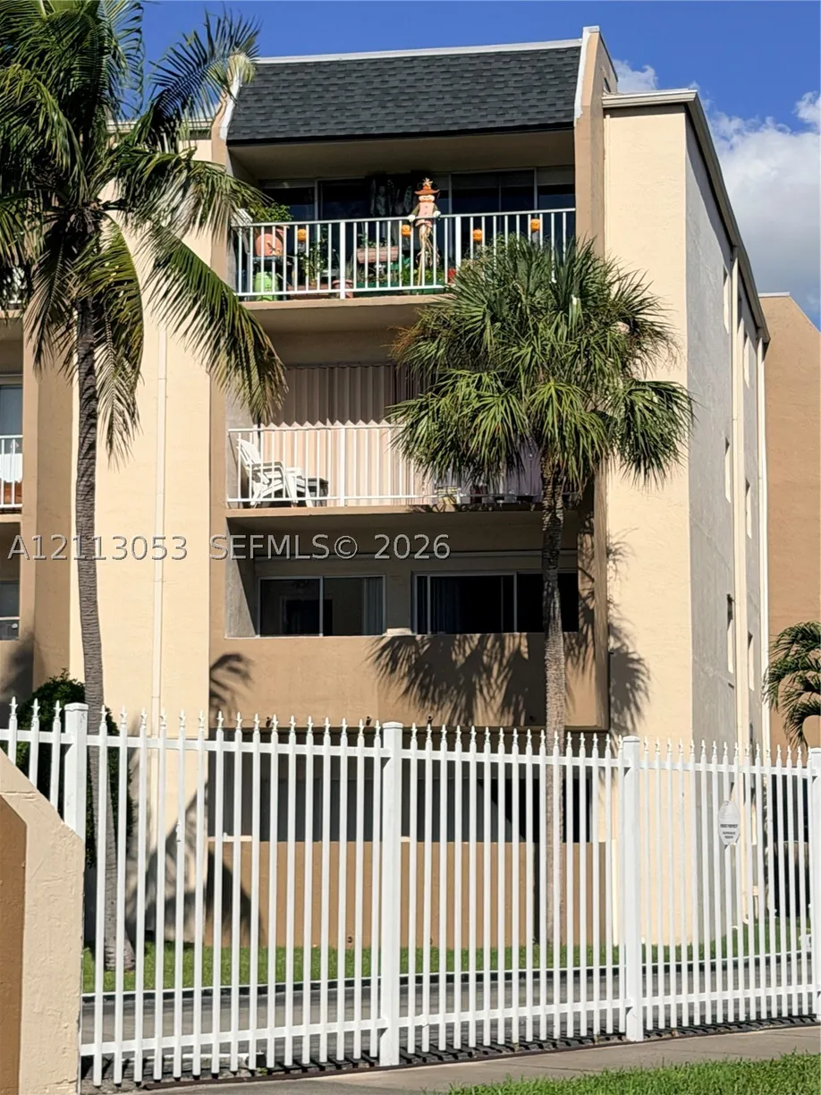 7715 SW 86th St #A2-208, Miami, FL 33143 Property for sale