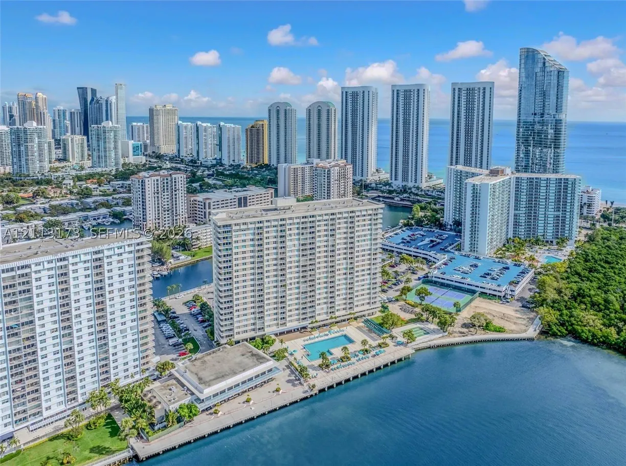 300 Bayview Dr #1614, Sunny Isles Beach, FL 33160 Property for sale