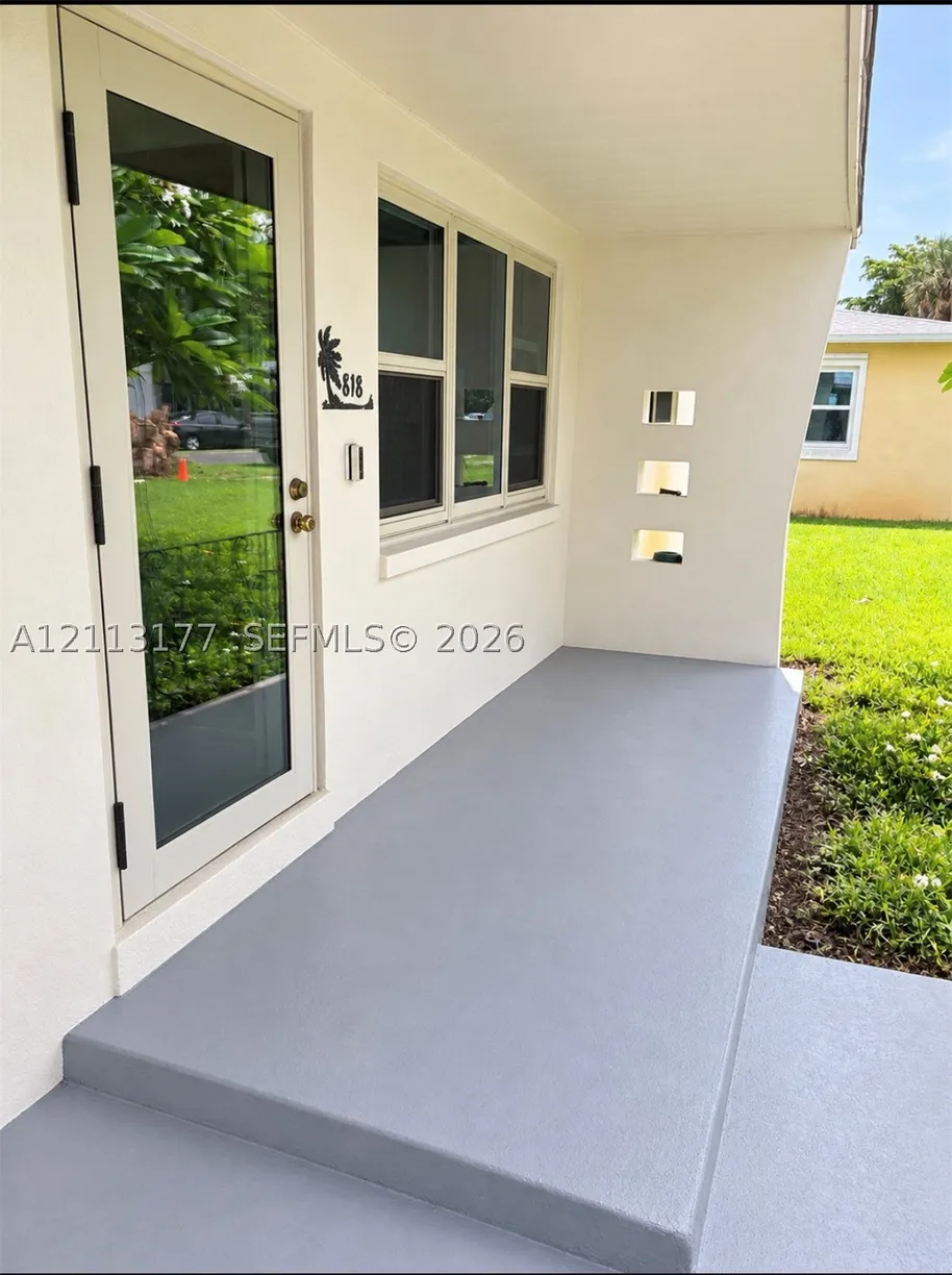 818 NW 7th Ave, Dania Beach, FL 33004 Property for sale