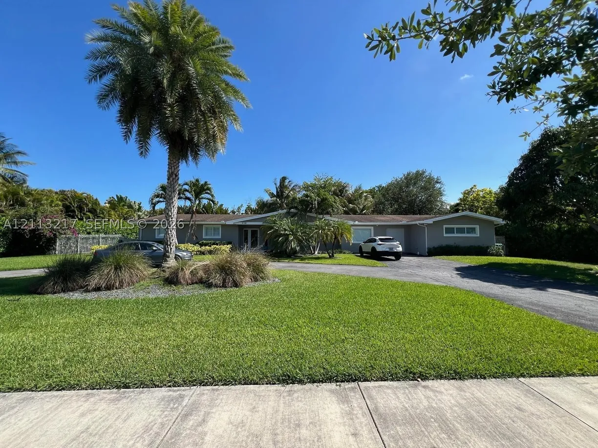8100 SW 136th St, Palmetto Bay, FL 33156 Property for sale