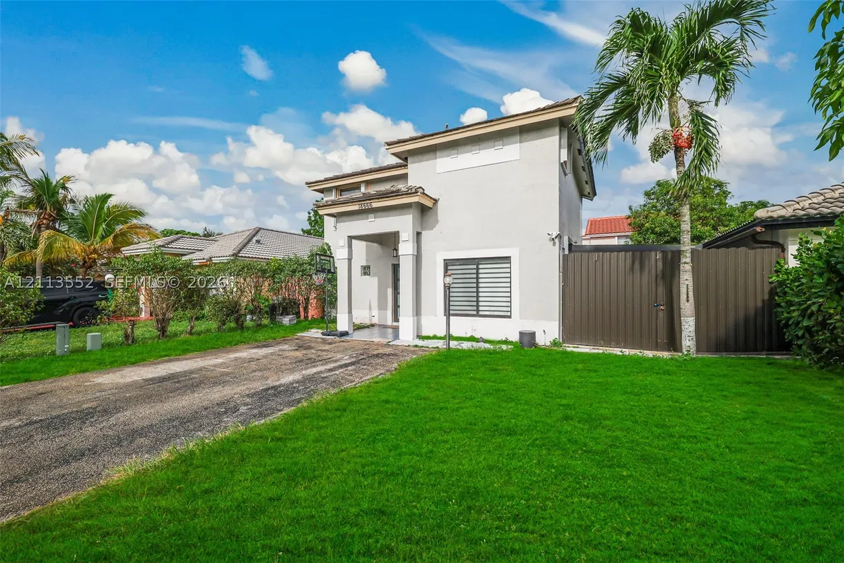 18666 NW 52nd Path, Miami Gardens, FL 33055 Property for sale