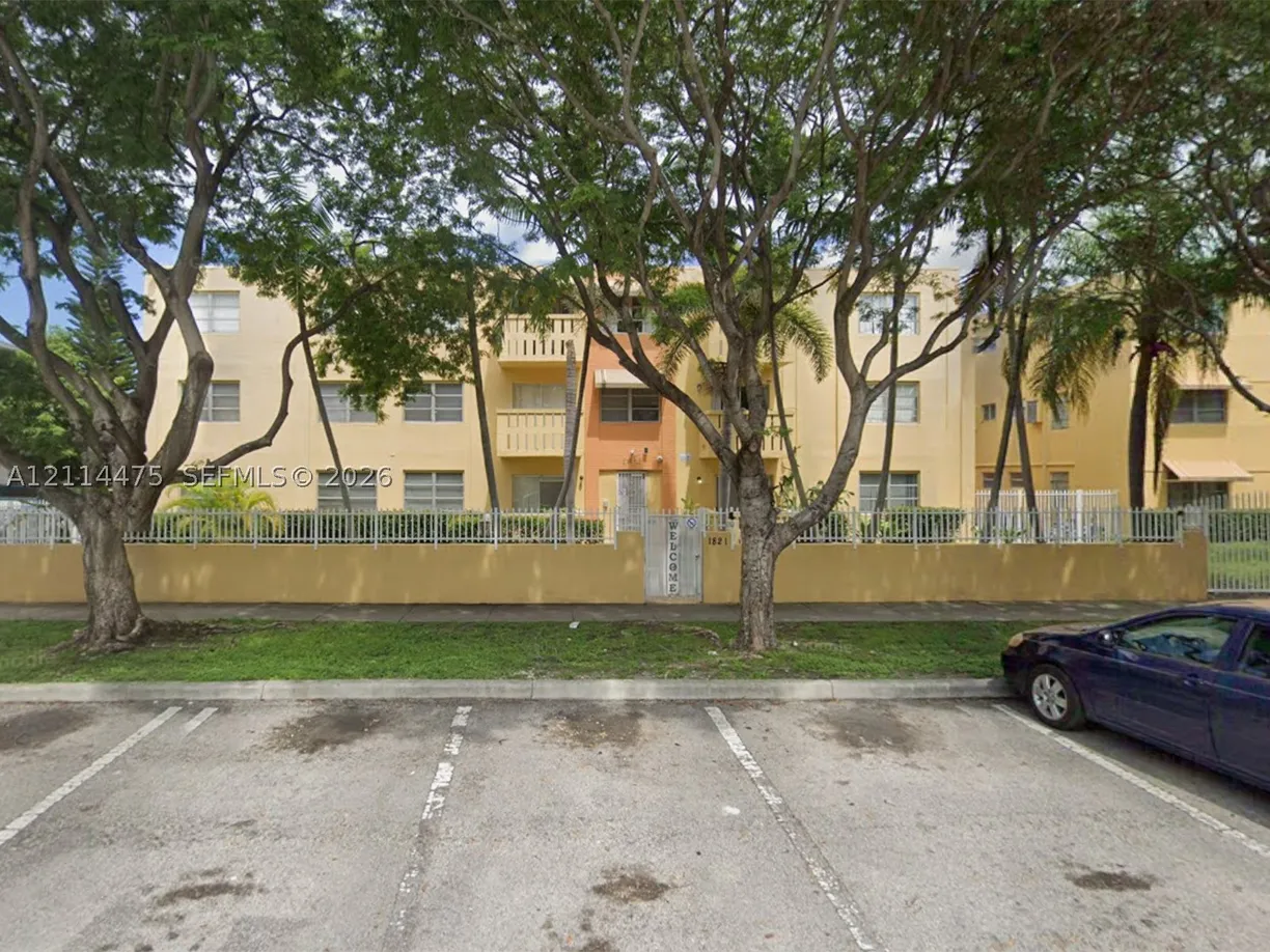 1821 NE 168th St #A3, North Miami Beach, FL 33162 Property for sale