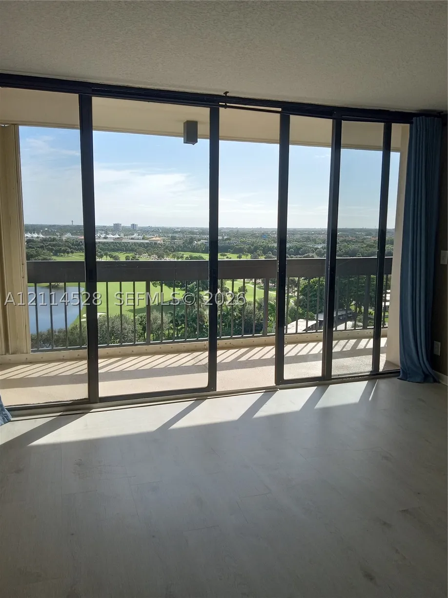 2400 Presidential Way #1205, West Palm Beach, FL 33401 Property for sale