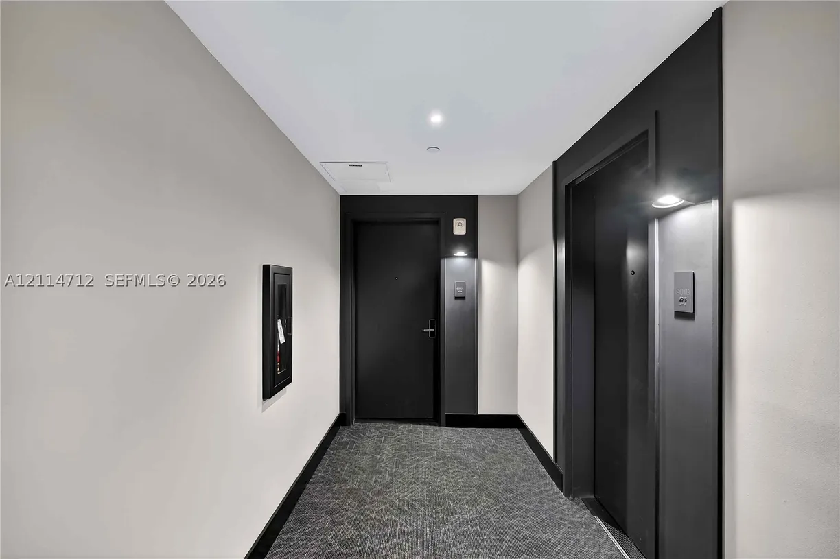 121 NE 5th St #901A, Miami, FL 33132 Property for sale