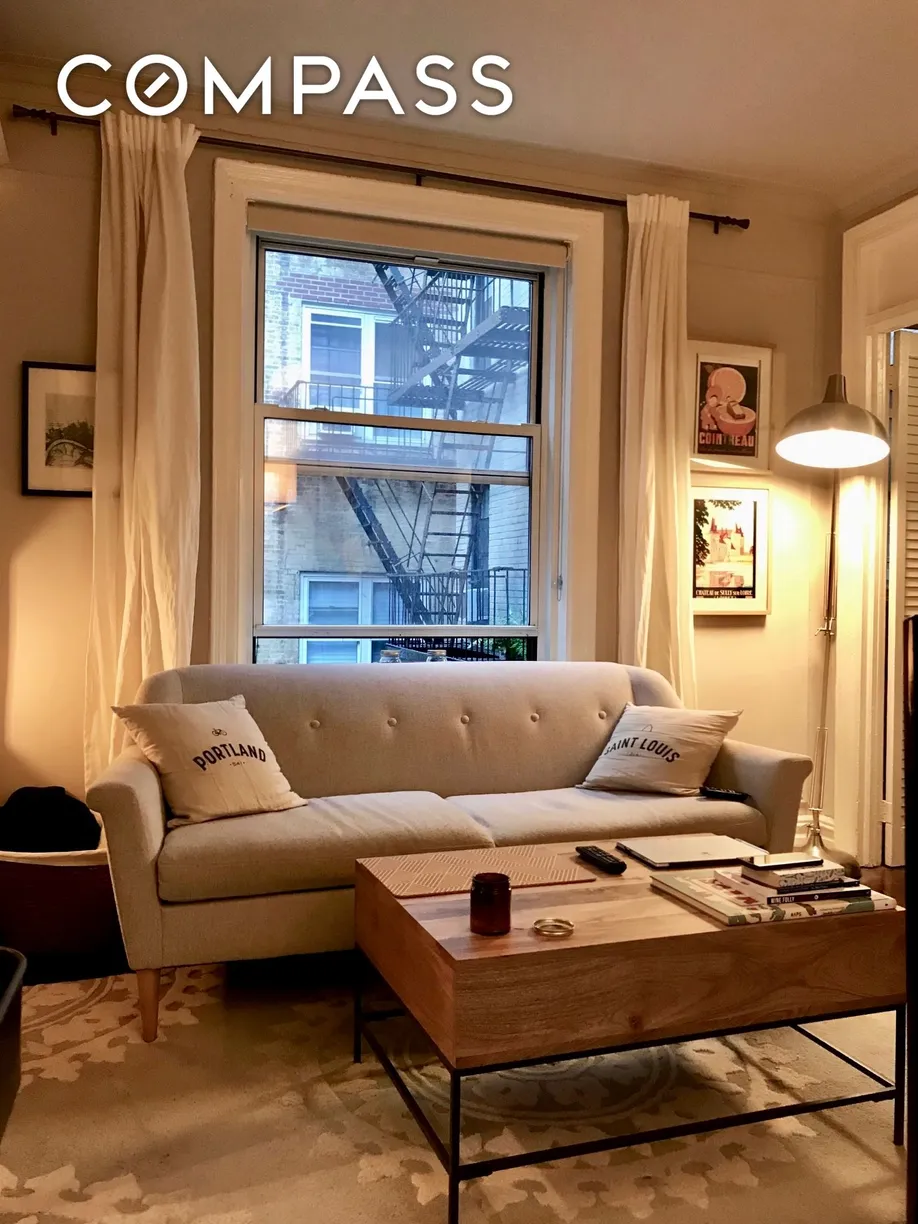 New York City Real Estate | View 59 Pineapple Street, 4G | 1 Bed, 1 Bath