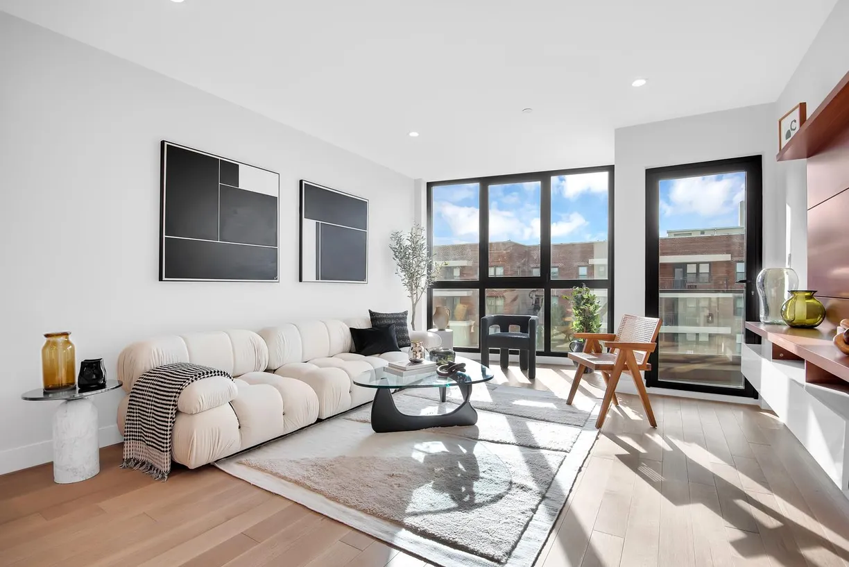 New York City Real Estate | View 30-57 Crescent Street, 6A | 1 Bed, 1 Bath