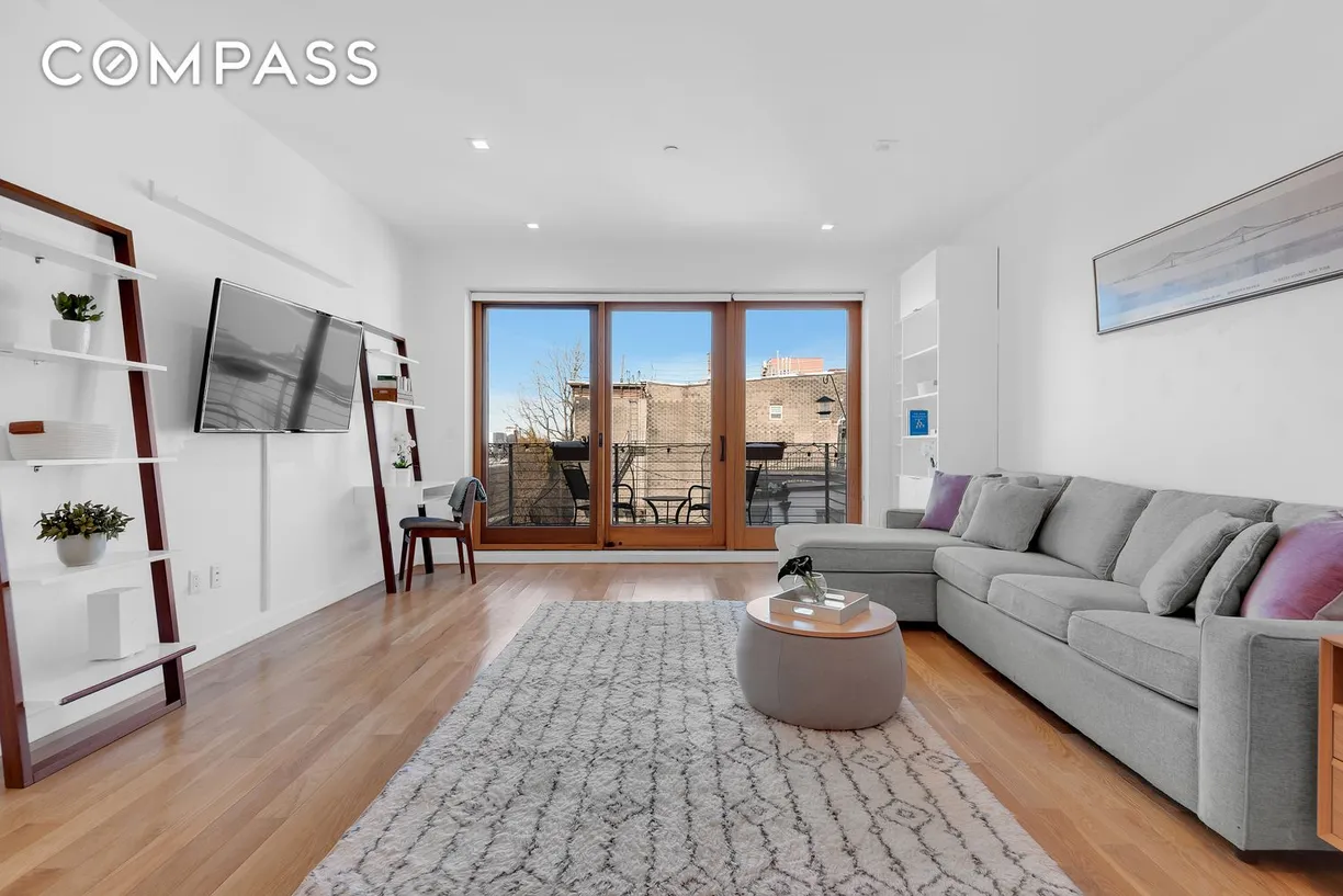 New York City Real Estate | View 267 Evergreen Avenue, 3B | 2 Beds, 2 Baths