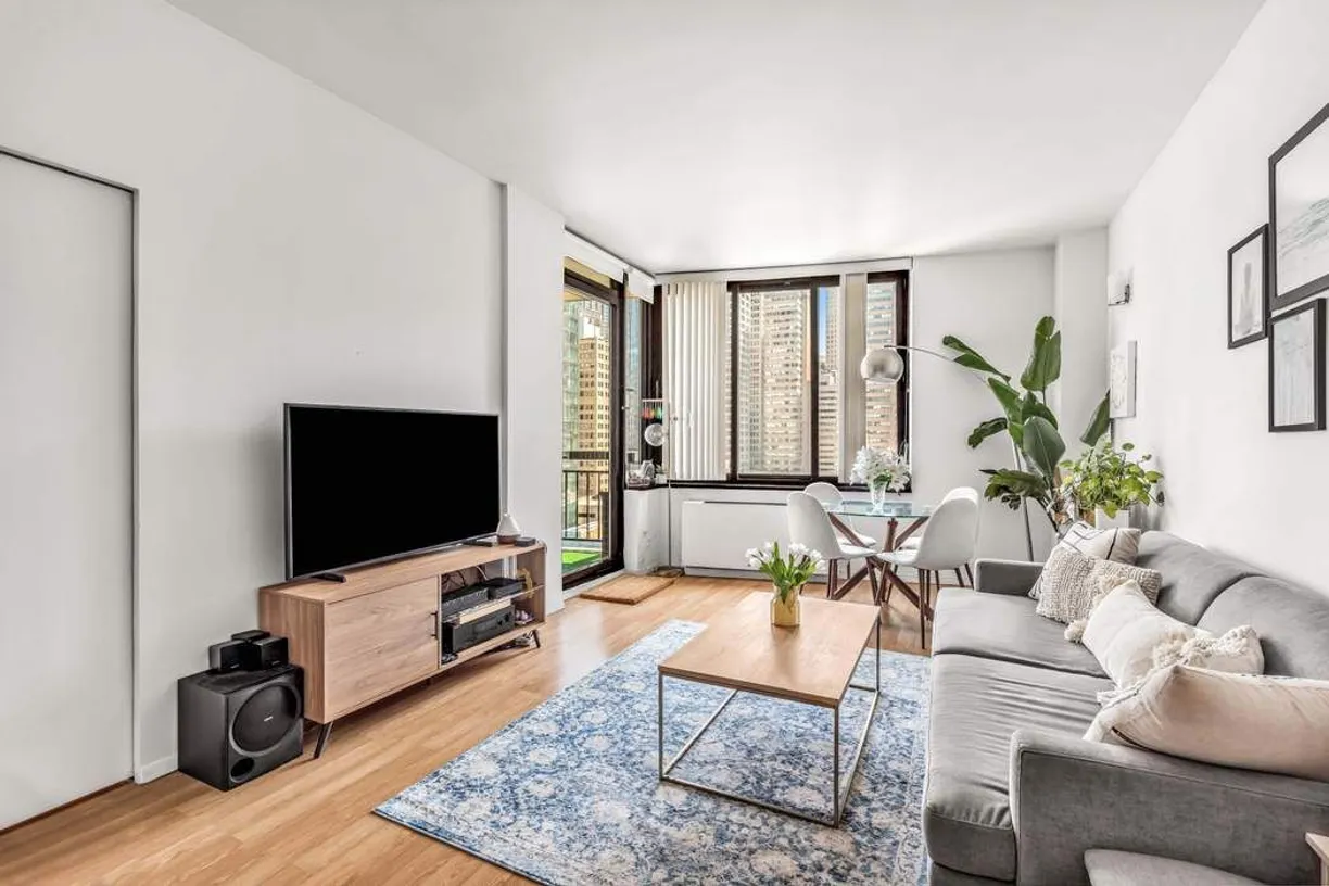 New York City Real Estate | View 99 Battery Place, 17K | 1 Bed, 1 Bath