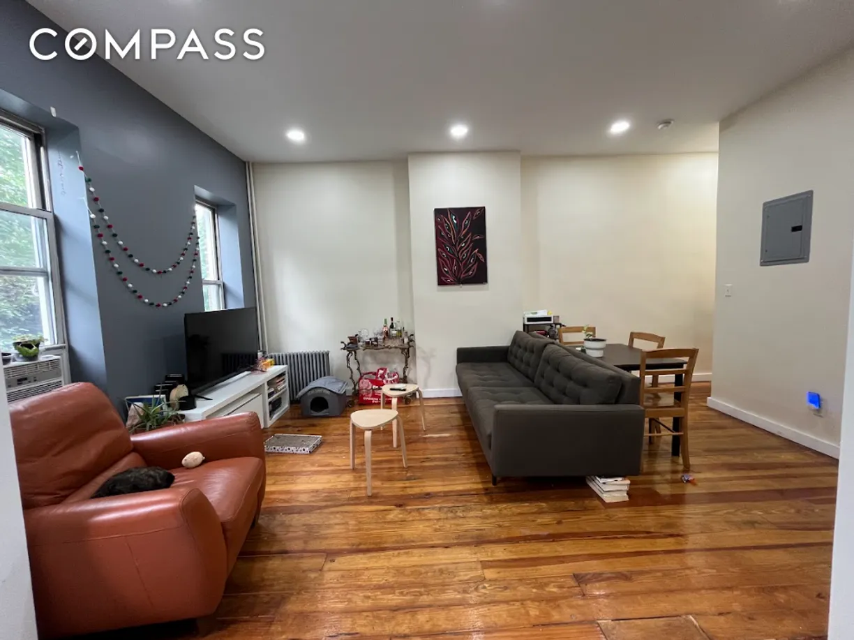 New York City Real Estate | View 1525 Greene Avenue, 2 | 3 Beds, 1 Bath
