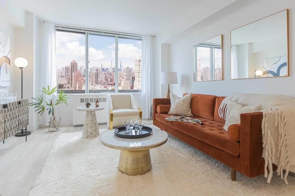 New York City Real Estate | View 1735 York Avenue, 17A | 1 Bed, 1 Bath