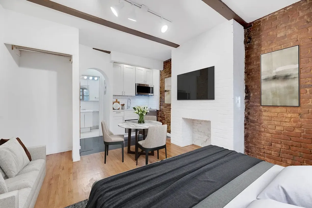New York City Real Estate | View 224 Sullivan Street, C23 | 1 Bath