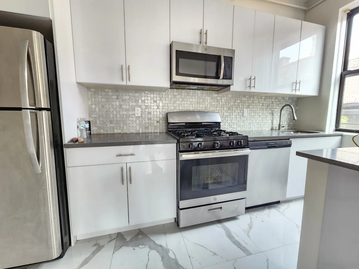 New York City Real Estate | View 3440 Broadway, 6C | 3 Beds, 1 Bath