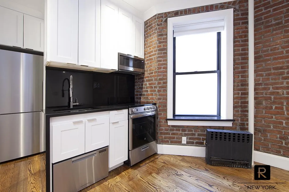New York City Real Estate | View 124 Ludlow Street, 1A | 1 Bed, 1 Bath