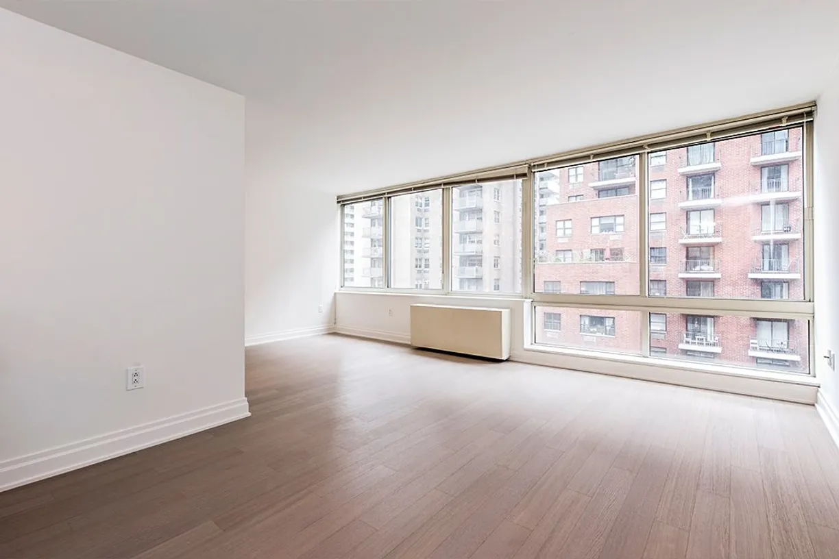 New York City Real Estate | View 240 East 86th Street, 12J | room 1