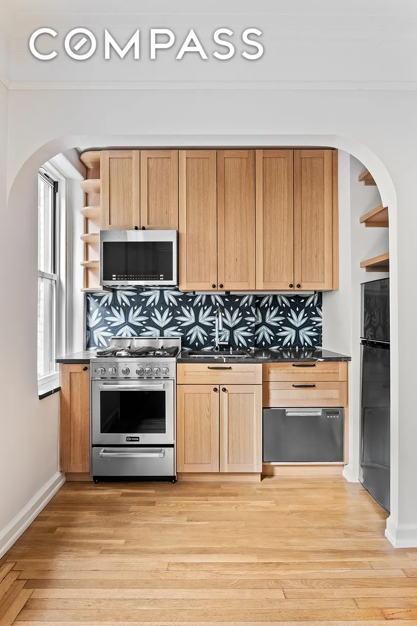 New York City Real Estate | View 59 Pineapple Street, 3L | 1 Bed, 1 Bath