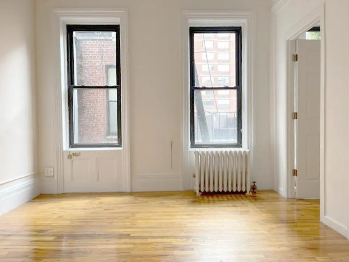 New York City Real Estate | View 222 West 20th Street, 12 | 2 Beds, 1 Bath