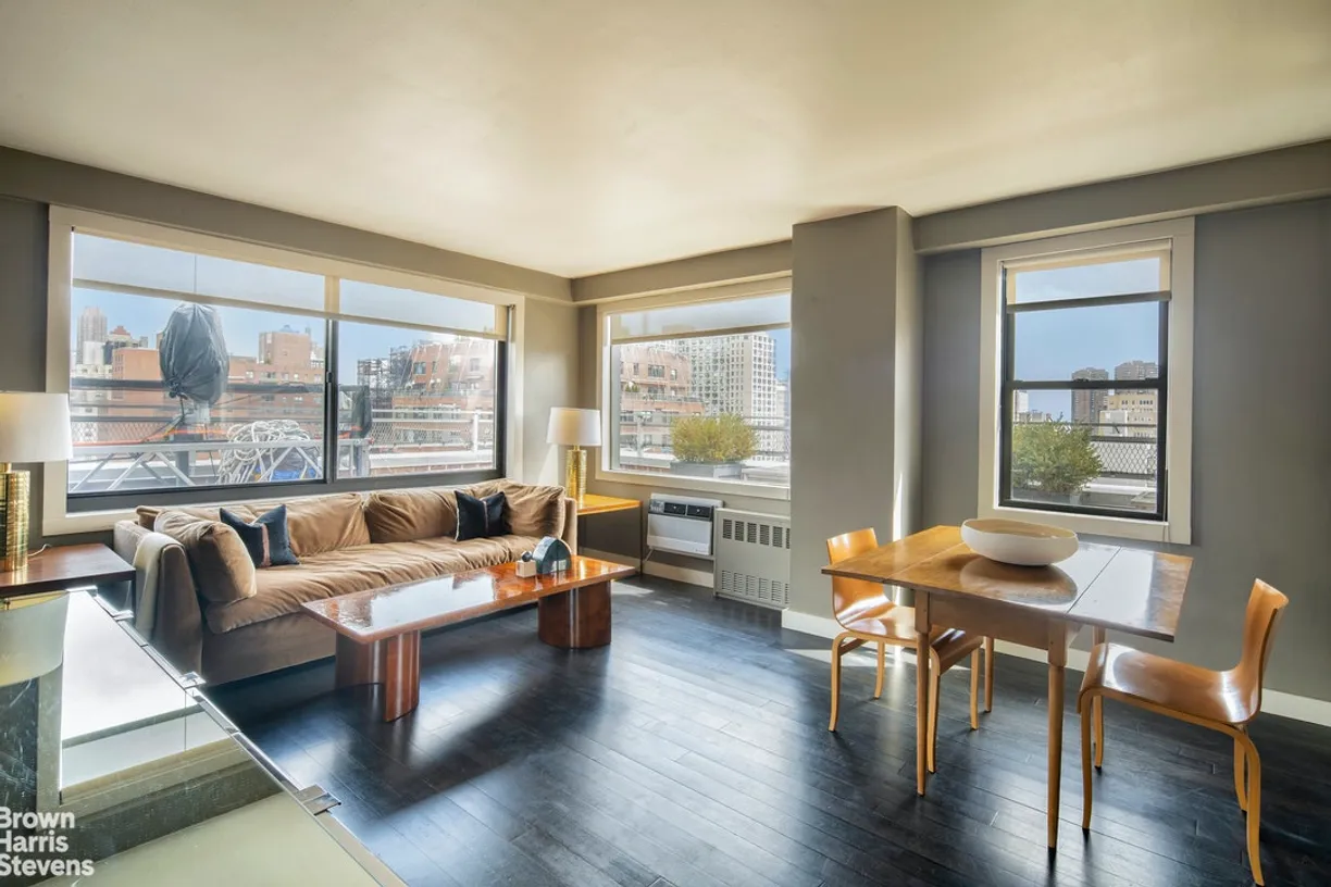 New York City Real Estate | View 330 3rd Avenue, 18B | 1 Bed, 1 Bath