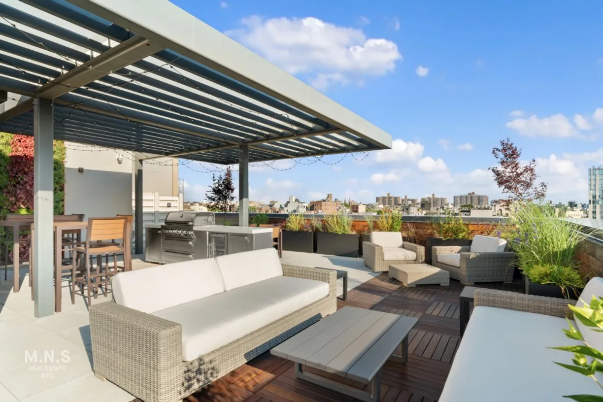 New York City Real Estate | View 526 Union Avenue, 303 | room 1