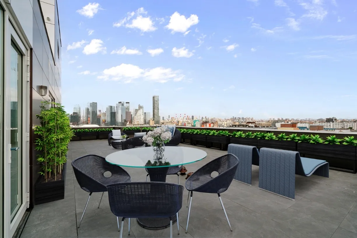 New York City Real Estate | View 43-46 39th Place, 306 | room 2