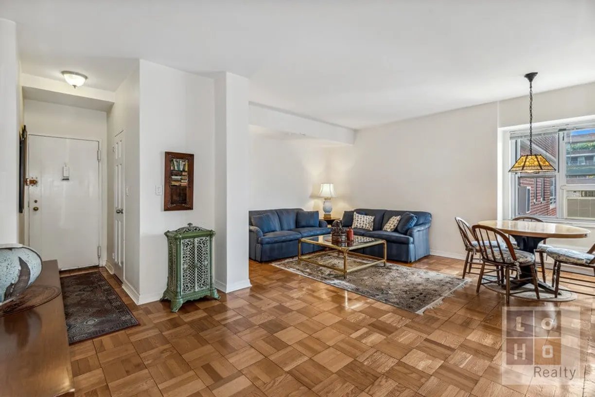 New York City Real Estate | View 477 Fdr Drive, M1802 | room 1
