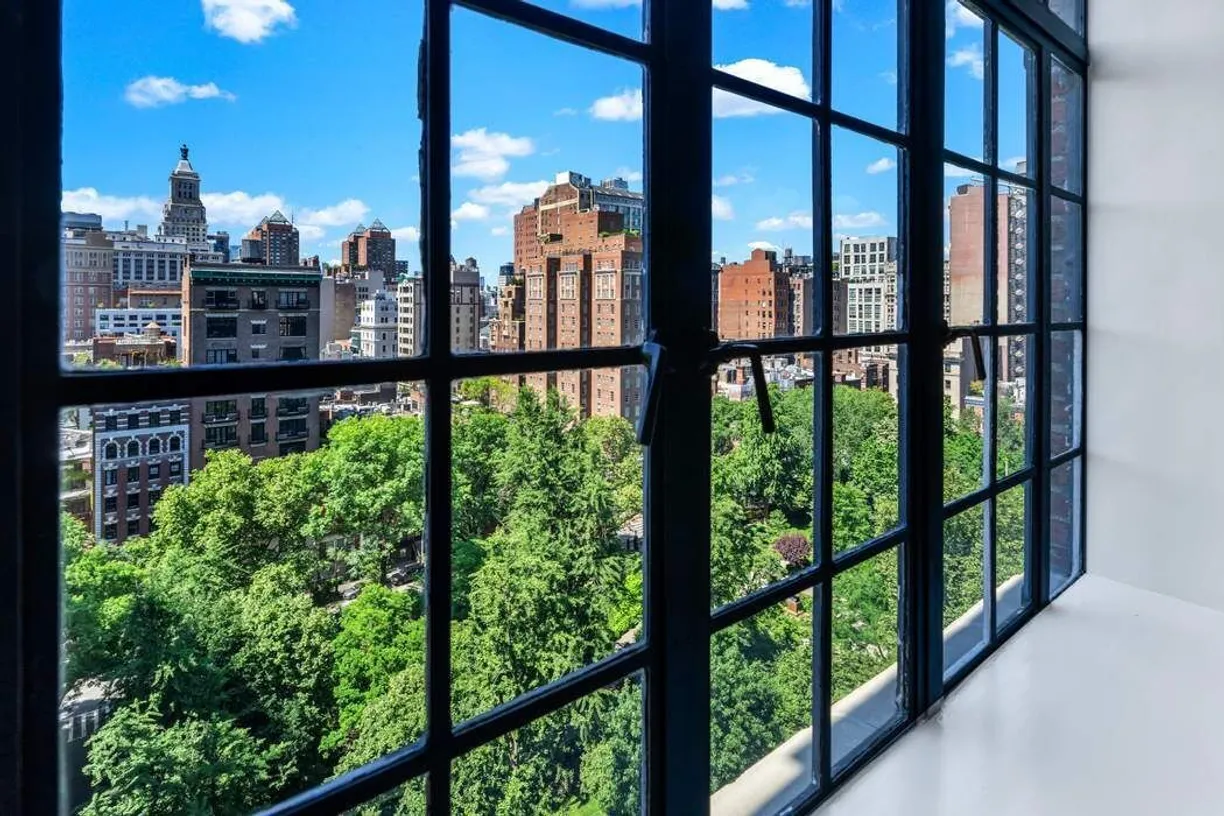 New York City Real Estate | View 44 Gramercy N, 15A | 1 Bed, 1 Bath