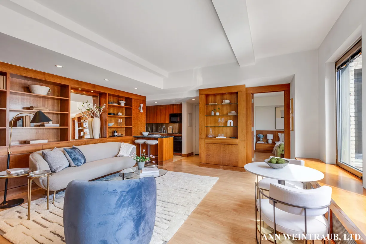 New York City Real Estate | View 1 5th Avenue, 19A | 2 Beds, 2 Baths