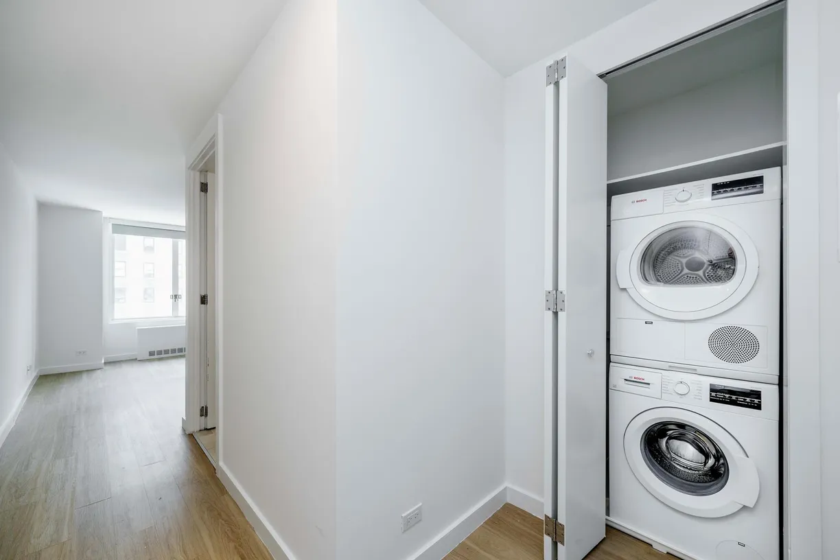 New York City Real Estate | View 321 W 37th Street, 712 | room 1
