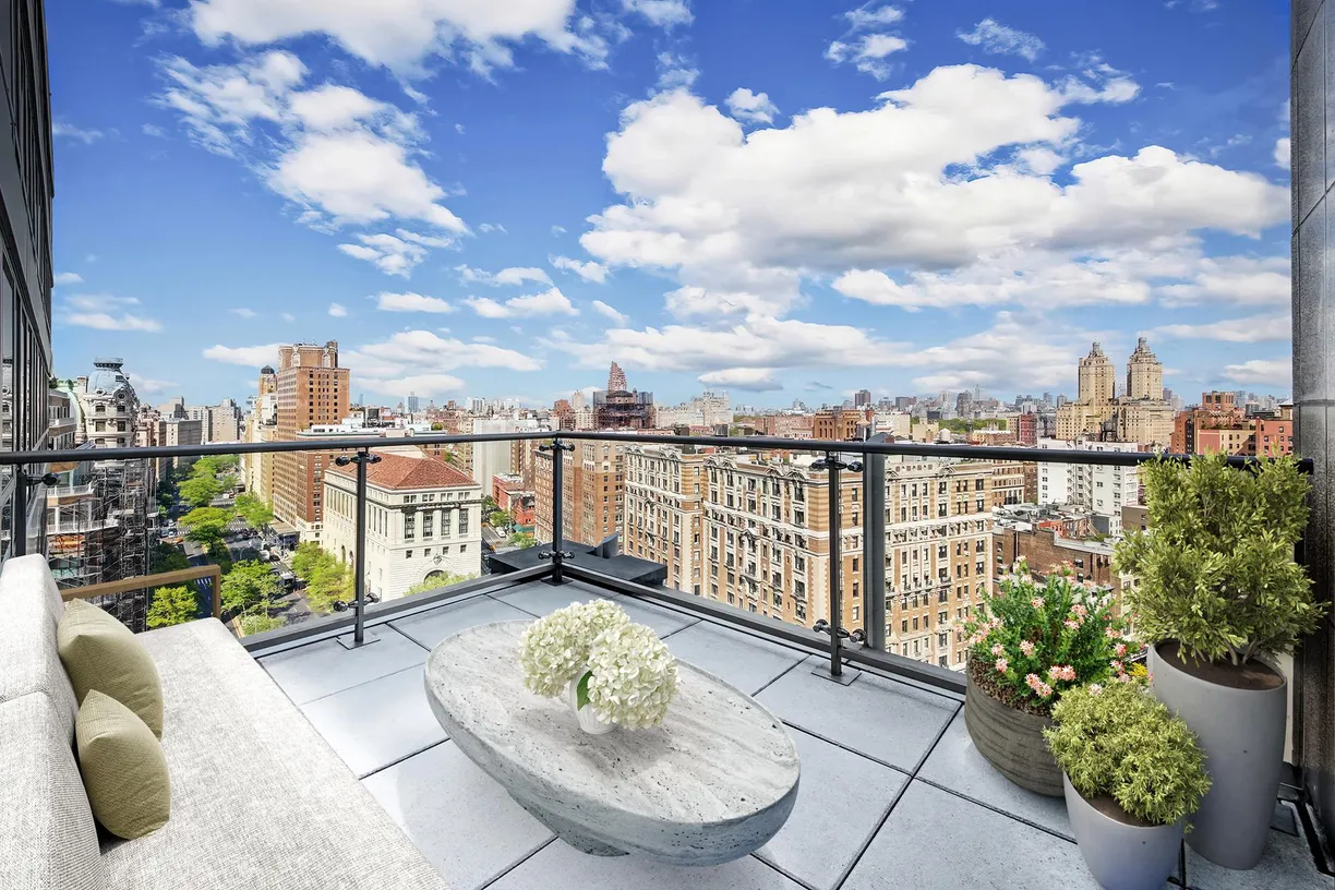 New York City Real Estate | View 212 W 72nd Street, 17E | 4 Beds, 5 Baths