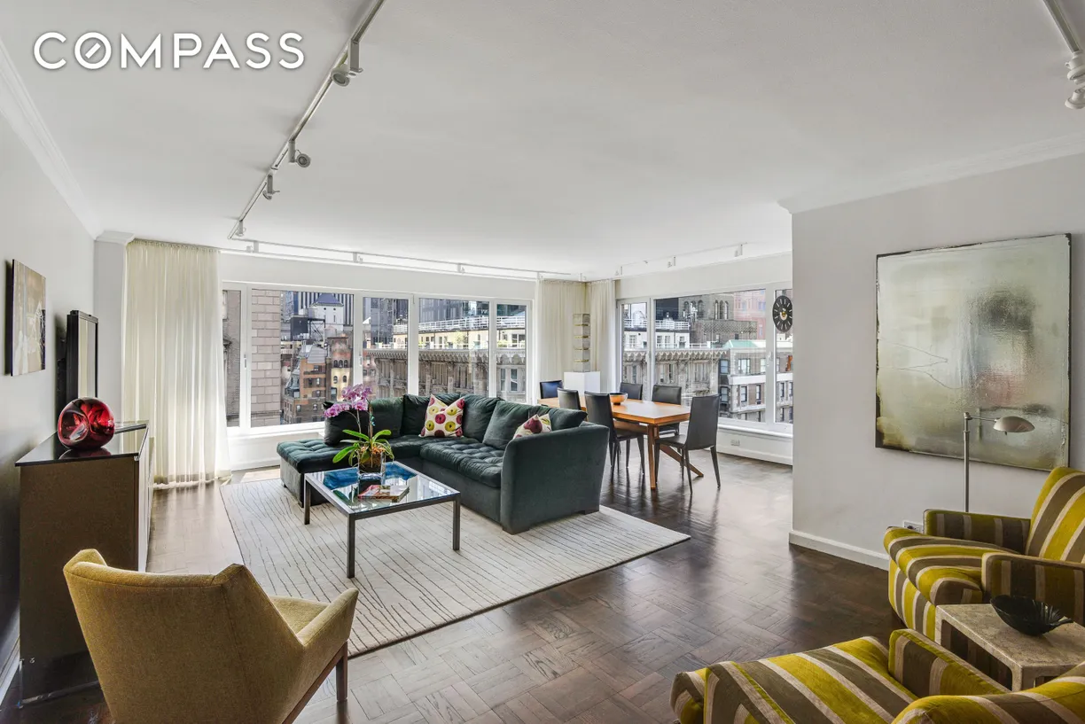 New York City Real Estate | View 200 Central Park S, 19J | room 1