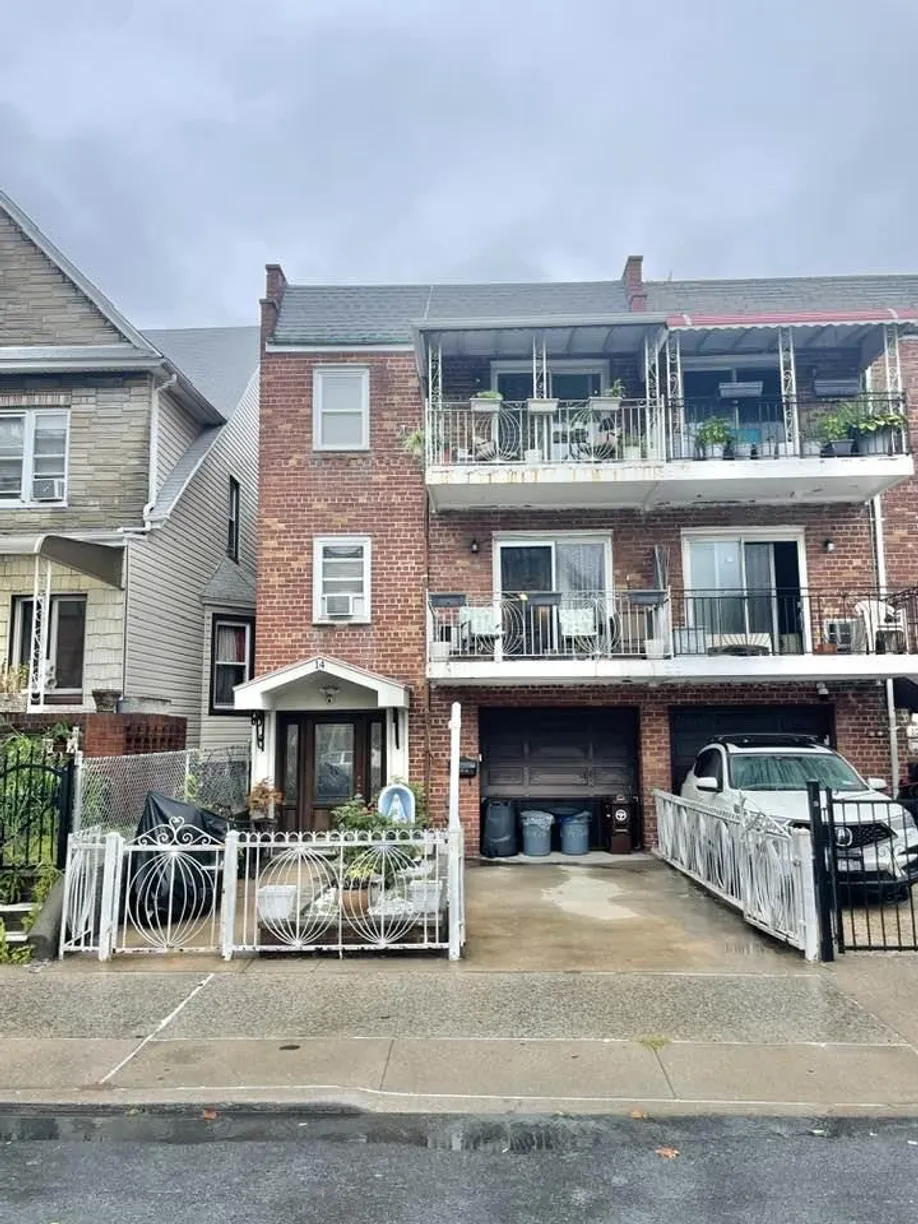 New York City Real Estate | View 14 Bay 28th Street | 7 Beds