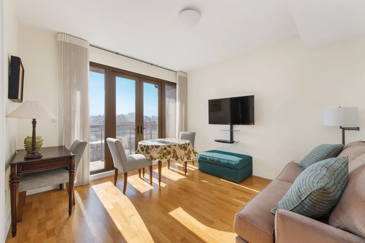 New York City Real Estate | View 500 4th Avenue, 6J | 1 Bed, 1 Bath