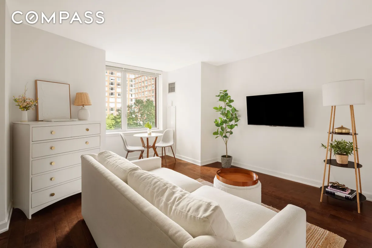 New York City Real Estate | View 20 River Terrace, 6Q | 1 Bath