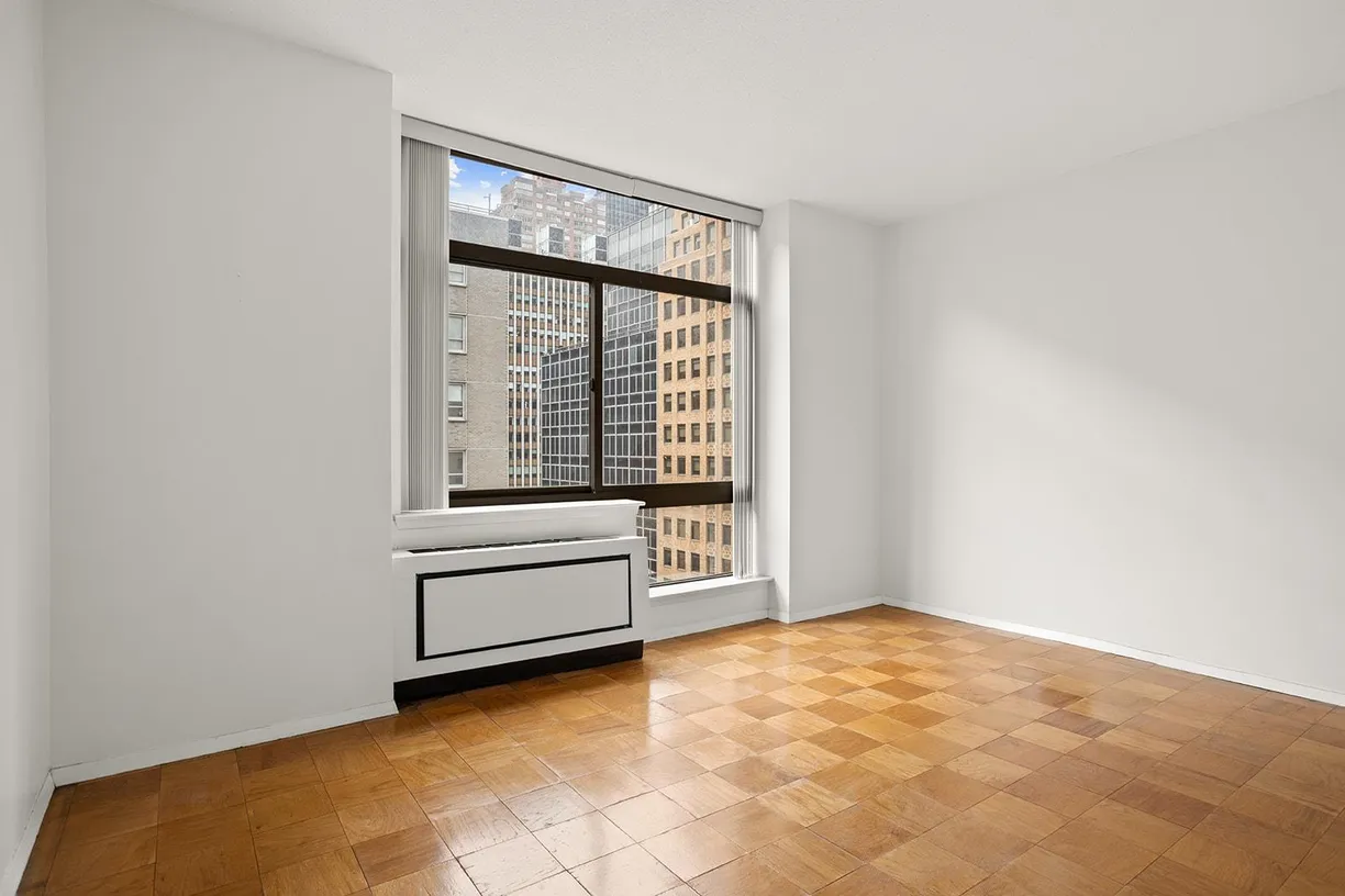 New York City Real Estate | View 303 E 43rd Street, 8B | room 1