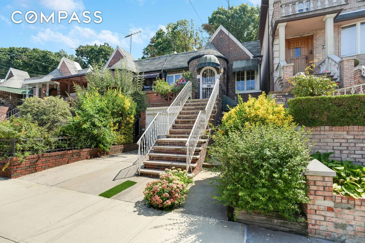 New York City Real Estate | View 233 Battery Avenue | room 1